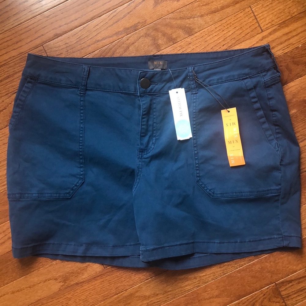 BNWT MIX by Hawthorn Arlington Utility Shorts